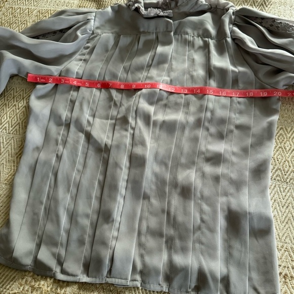 Vintage Sheer Ruffle High Neck Lace Blouse - Picture 9 of 9